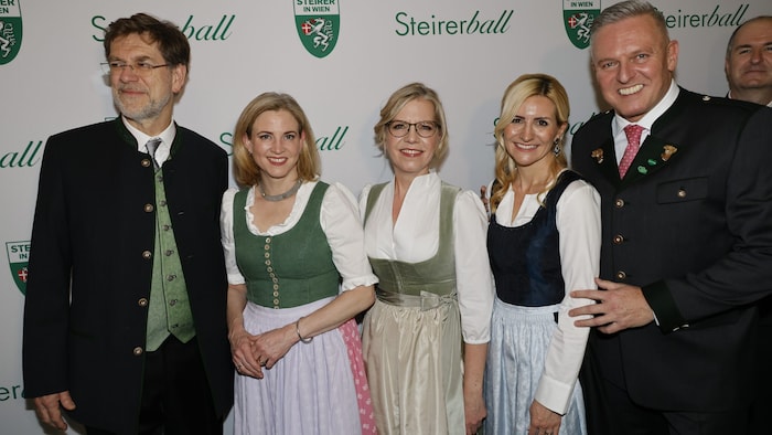 Politik-Gipfel: Außenministerin Beate Meinl-Reisinger, Grünen-Chefin Leonore Gewessler und der ...