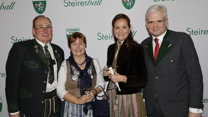 Die steirischen Banken-Chefs Martin Schaller (Raiffeisen, links) und Georg Buchner ...