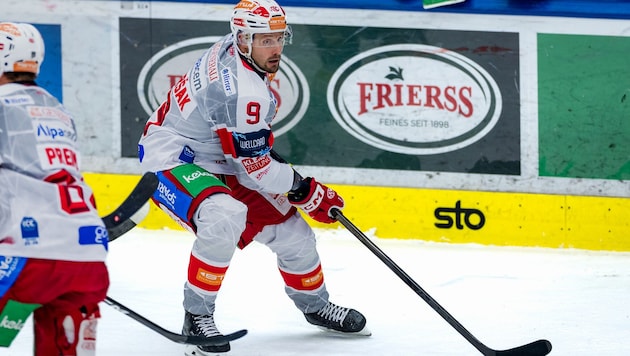 KAC-Stürmer Jan Mursak war beim 3:2-Auswärtssieg im Derby der Held.