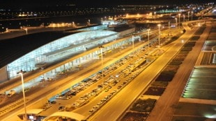 Der Flughafen Teheran-Imam Chomeini wird vorerst nicht mehr angeflogen.