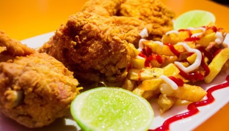 Mit köstlichen Bildern versuchen Lokale, Hungrige im Internet zu locken.