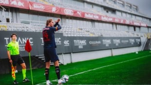 Maurits Kjaergaard stand im Test in der Startelf.