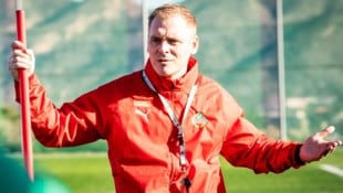 Hoff-Thorup gibt bei Rapid die Richtung vor. Heute steigt das erste Spiel seiner Ära. Krone.TV ...