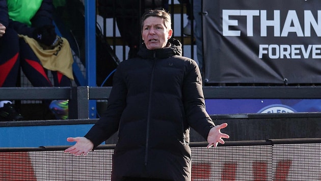 Crystal-Palace-Coach Oliver Glasner traute seinen Augen nicht.