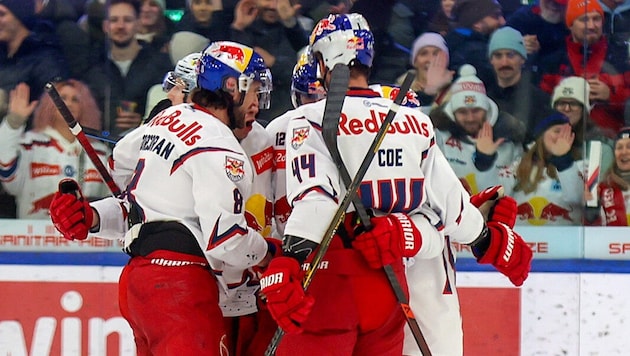 So wollen die Eisbullen auch im Pustertal jubeln.