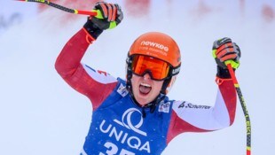 Die Lecherin Leonie Zegg jubelte beim Weltcupdebüt in Zauchensee gleich über ihren ersten Punkt.