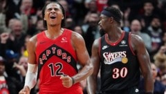 Collin Murray-Boyles jubelt über den Sieg seiner Raptors. 