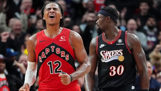 Collin Murray-Boyles jubelt über den Sieg seiner Raptors.