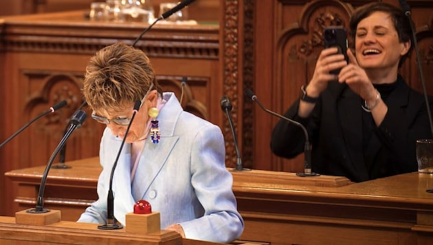 During the speech by senior citizens' representative Ingrid Korosec, SPÖ city councilor Susanne ...