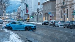 Ein junger Lenker verlor die Kontrolle über seinen PS-Boliden.