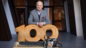 Nikolas Stihl, Vorsitzender des STIHL Beirats und Aufsichtsrats, präsentiert anlässlich des ...