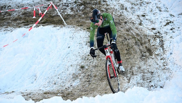 Die Bedingungen waren brutal, am Ende konnte der 20-jährige Dominik Hödlmoser jubeln