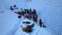 Wo suchen bei diesen Schneemassen? Am Ende lag die Frau in 1,70 Meter Tiefe.