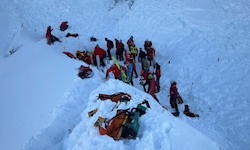 Wo suchen bei diesen Schneemassen? Am Ende lag die Frau in 1,70 Meter Tiefe.