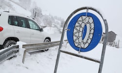 Schneekettenflicht gilt etwa am Katschberg.