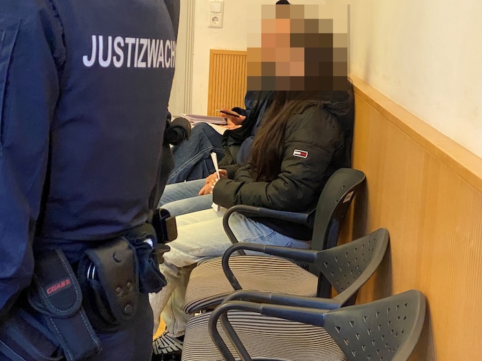 Auch die 16-jährige Ex-Freundin des Syrers war mitangeklagt.