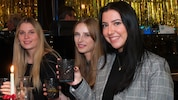 Die drei Mädels waren mit 22 anderen beim Event „Charms and drinks“ in der Stadtliebe in Linz ...
