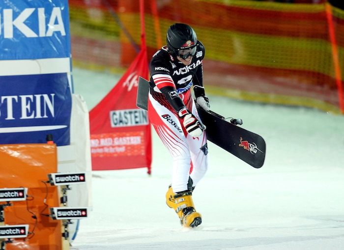 Beim Weltcup in Bad Gastein 2008 musste Karl die Ziellinie zu Fuß überqueren.