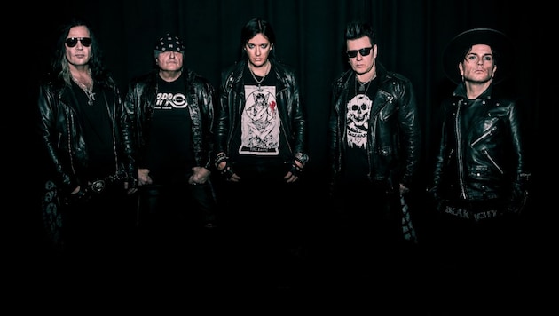 Seit 1992 stabil und gemeinschaftlich auf Kurs: The 69 Eyes rund um Sänger Jyrki (l.) und ...