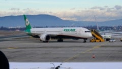Die taiwanesische Fluglinie Eva Air entschied sich dazu, die Sperre abzusitzen.