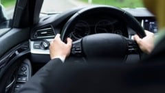 Auf den Straßen des südamerikanischen Landes kommen nach Angaben des bolivianischen ...