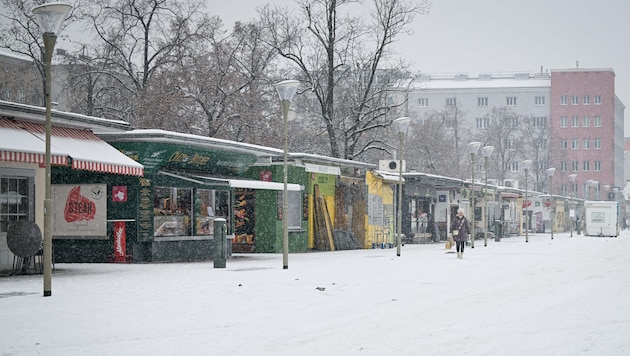 Tief winterlich zeigte sich gestern der Südbahnhofmarkt. Montags ist die Besucherfrequenz für ...