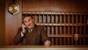 Florian Carove als „Professor Schöller“ im Rabenhof: „Ich suche bei meinen Rollen immer nach ...