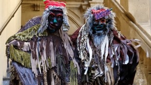 Die Omas gegen Rechts laden am Freitag um 16 Uhr in Graz (Hauptplatz) zum feministischen ...