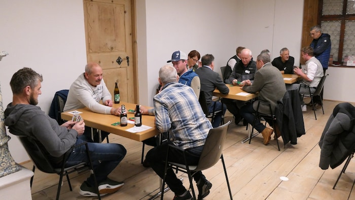 28 Watterpaarungen nahmen im Anraser Pfleghaus teil und kämpften um den Sieg