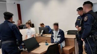 Im Februar des Vorjahres sollen die vorgeführten U-Häftlinge, vertreten von Rechtsanwalt Wissam ...