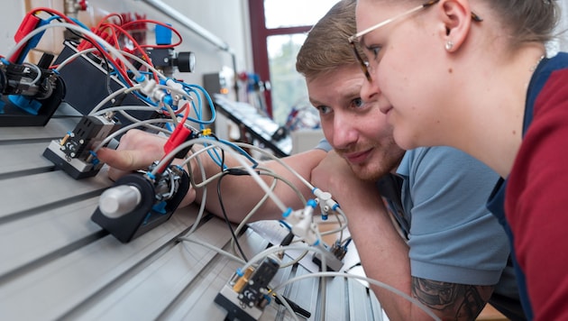 Aktuell sind 2300 Jugendliche bei den ÖBB in der Lehre
