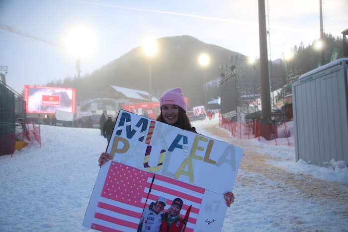 Sara Schnaitl bastelte für ihr Idol ein eigenes Plakat.