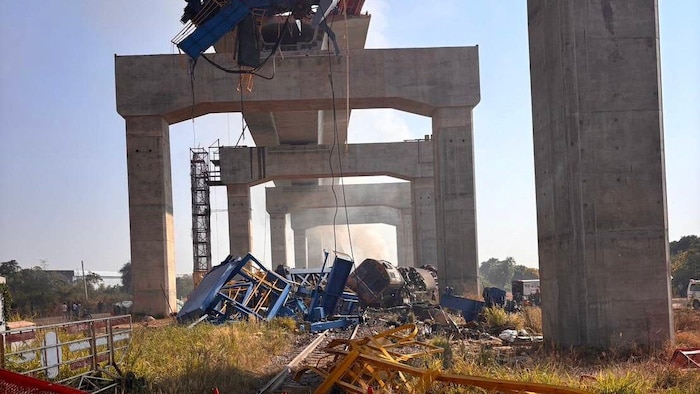 Der Stahlkran wurde für den Gleisbau eingesetzt.