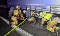 Pfarrwerfener Feuerwehrleute beim Einsatz am Dienstag.