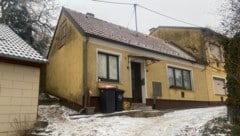 Bereits in der Vergangenheit musste die Polizei mehrmals wegen häuslicher Gewalt gegen ihn ...