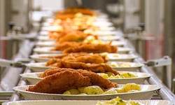 Die Ursprünge des Gasthaus-Schnitzels bleiben oft im Dunkeln.