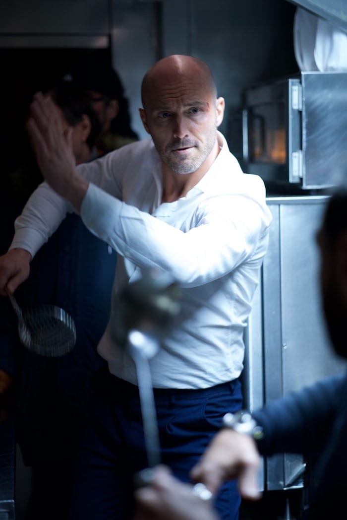 Major Alex Stirling (Dennis Dewall) als Major Alex Stirling