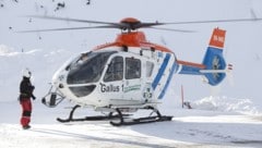 Ein Hubschrauber der Gallus-Gruppe flog den Verletzten ins Krankenhaus (Archivbild).