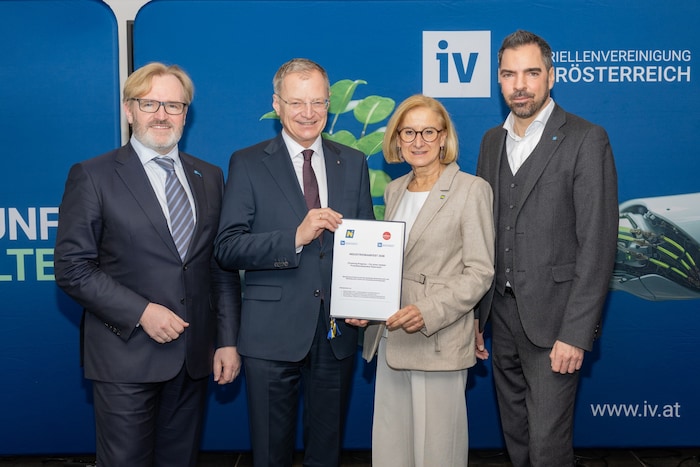 NÖ und OÖ unterzeichnen Industriemanifest für die Stärkung des Industriestandorts Österreich