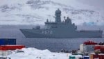 Ein dänisches Kriegsschiff vor Grönlands Küste