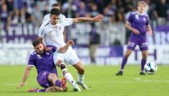 Marinko Sorda (li. am Boden), Führender beim ersten Zwischenstand der 59. „Krone“-Fußballerwahl, ...