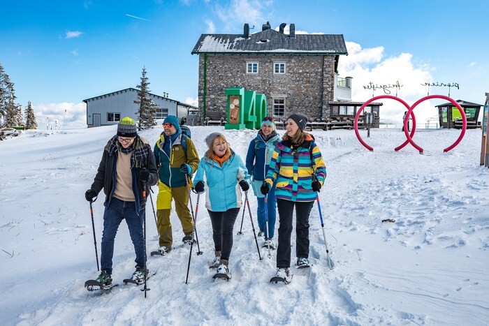 Schneeschuhwanderungen werden auch als Schnupperkurse angeboten.
