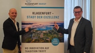 Stadtrat Julian Geier (r) und Südquartier-Geschäftsführer Andreas Fritz wollen die Wirtschaft ...