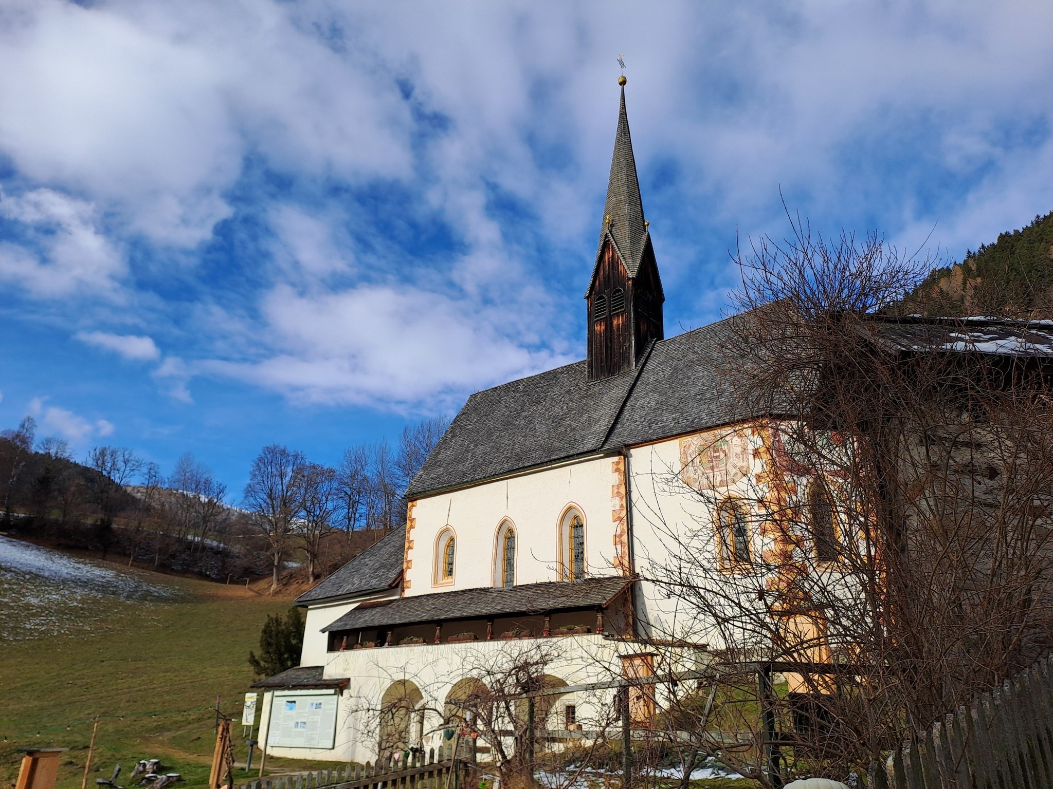 St. Kathrein: Im unteren Raum wird die Quelle gefasst