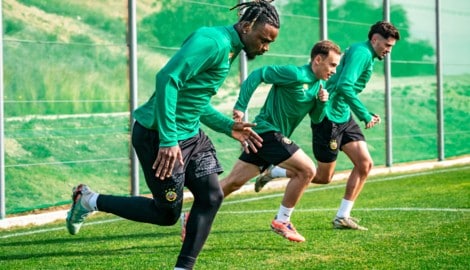 Der Kameruner Martin Ndzie ist in Benidorm in Rapids Vorbereitung eingestiegen, soll bald ...