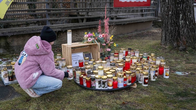 „In Erinnerung an unsere Hanni“: In Anger bei Weiz trauern Freunde und Angehörige um die ...