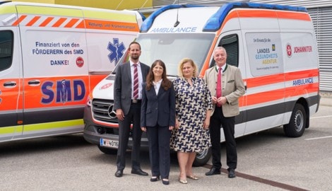Vertreter der Johanniter und der LGA beim Start der Kooperation
