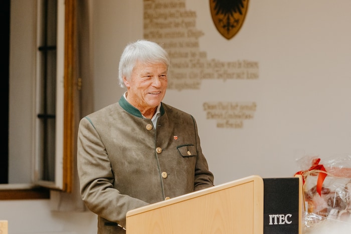 Bei einem Bürgermeisterempfang wurde Steiner geehrt