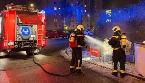 Dank der raschen Reaktion der Mitarbeiter blieb das Feuer auf die Verkaufsschütten begrenzt.