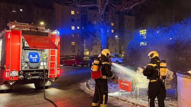 Dank der raschen Reaktion der Mitarbeiter blieb das Feuer auf die Verkaufsschütten begrenzt.